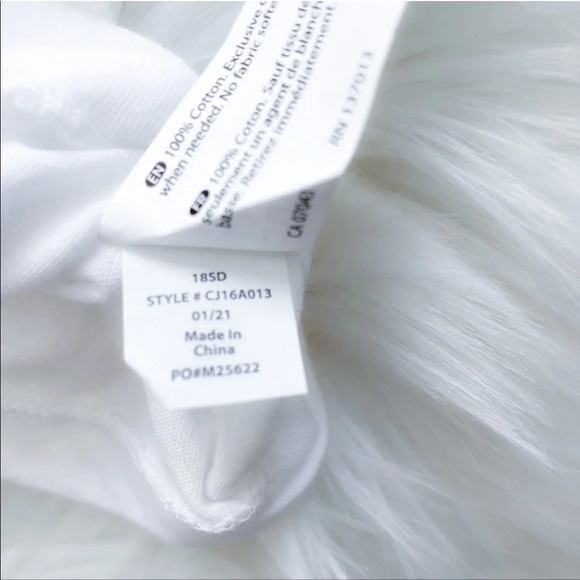 Wildfox Rainbow Coast Keke Beach T-Shirt Tee White Crew Neck NEW Size Small - Picture 10 of 14